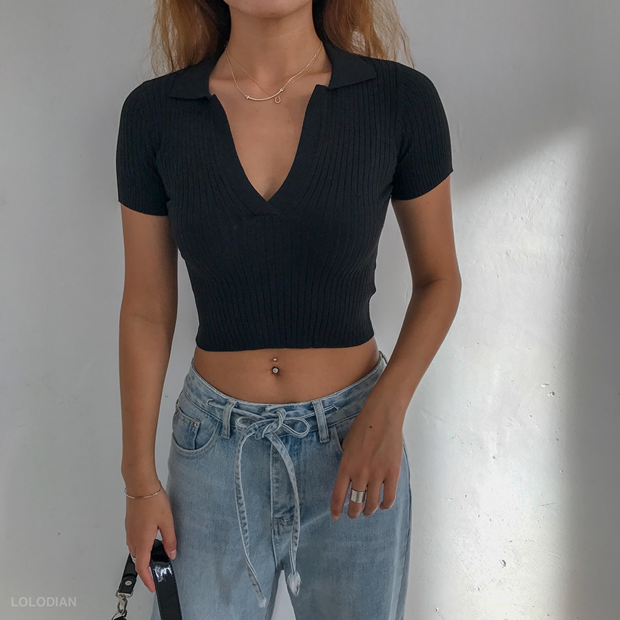 Women's Solid Color Short Sleeved Crop Top